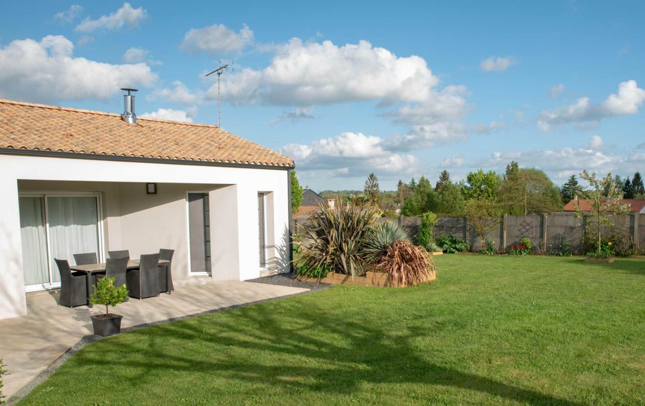 Gite "Le Mesminois" Etablissement Avec Espace Bien-Etre Et Sauna Saint-Mesmin (Vendee) Exterior foto