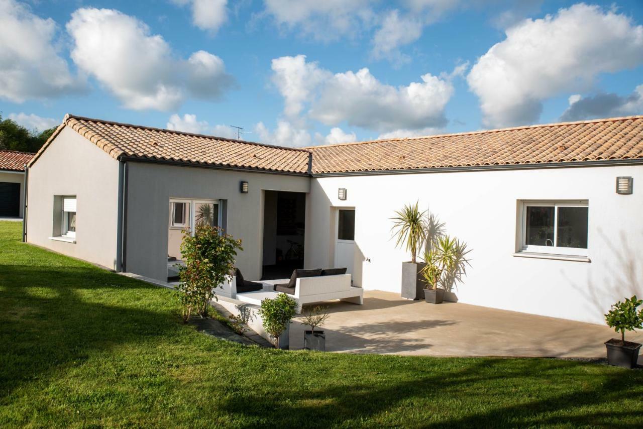 Gite "Le Mesminois" Etablissement Avec Espace Bien-Etre Et Sauna Saint-Mesmin (Vendee) Exterior foto